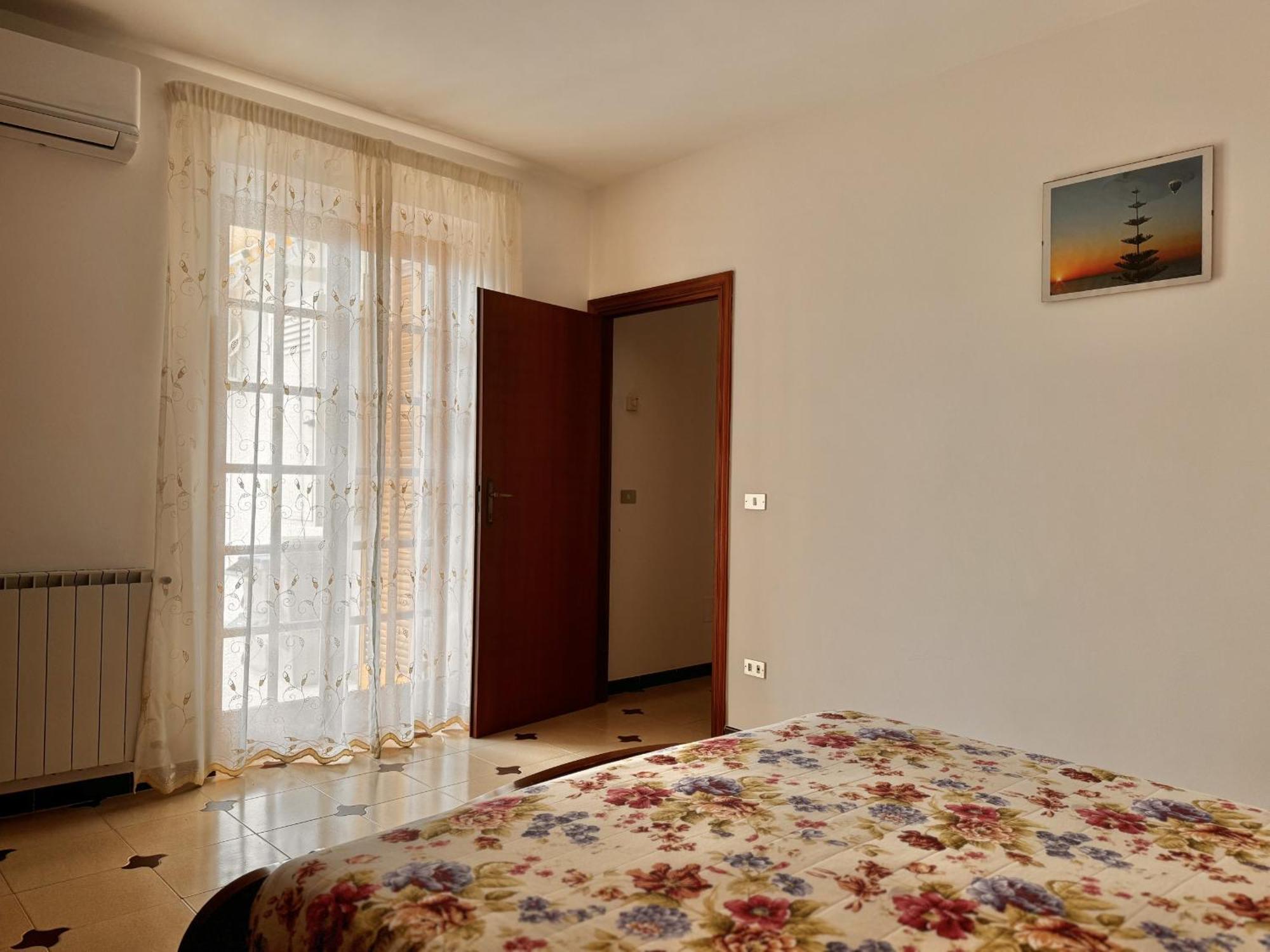 Holidaycasa Leone - Con Posto Auto A 200Mt Dal Mare Sperlonga Exterior foto