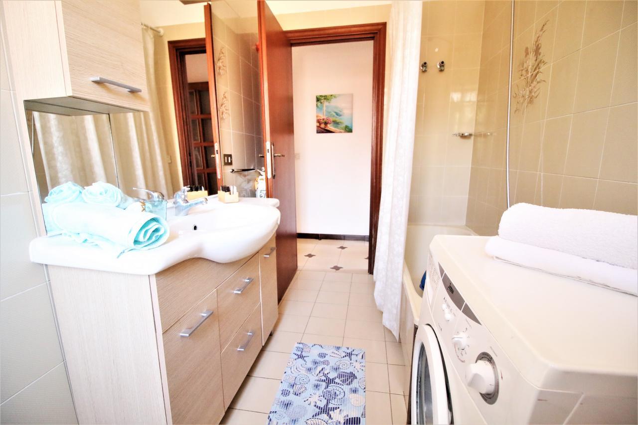 Holidaycasa Leone - Con Posto Auto A 200Mt Dal Mare Sperlonga Exterior foto